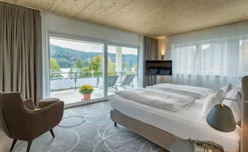 BRUGGER' Spark Am Titisee - 128