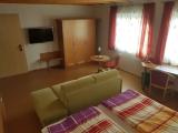 Family Apartment with garden view