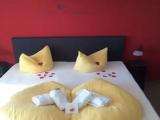 1 Bedroom Standard Double room with mountain view