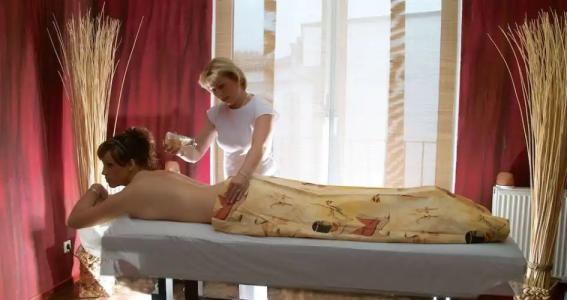 AKZENT Zur Post - 25