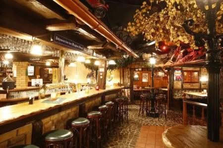 AKZENT Zur Post - 21