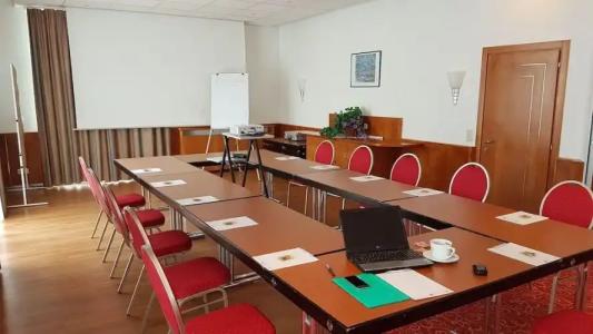 AKZENT Zur Post - 12