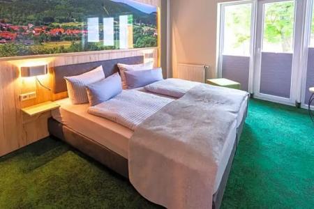 AKZENT Zur Post - 28