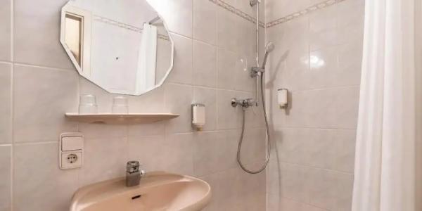 Rieker Stuttgart Hauptbahnhof - 33