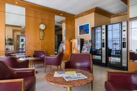 Rieker Stuttgart Hauptbahnhof - 1