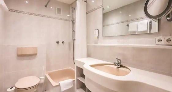 Rieker Stuttgart Hauptbahnhof - 70