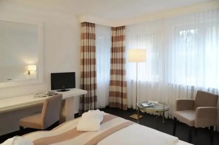 relexa WaldSchatten Stuttgart GmbH - 32