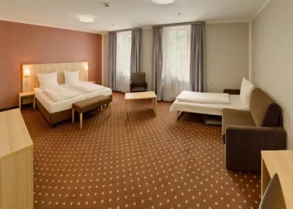 attimo Stuttgart***S - 6