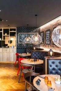 Park Inn by Radisson Stuttgart - 20