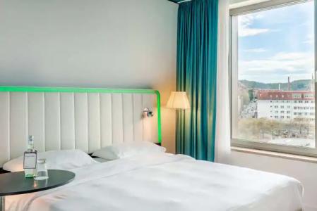 Park Inn by Radisson Stuttgart - 29