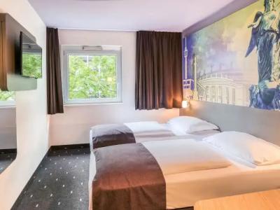 B&B Stuttgart-Vaihingen - 4