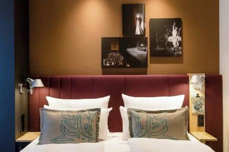 Motel One Stuttgart-Mitte - 16