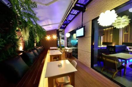 Bizotel Premier & Residence - 15