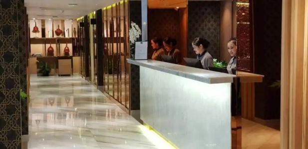 Bizotel Premier & Residence - 17