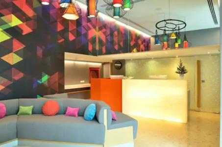 Bizotel Premier & Residence - 1