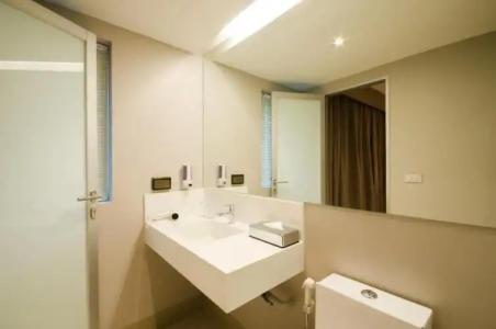 Bizotel Premier & Residence - 33
