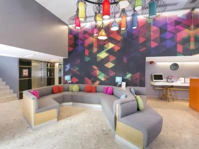 Bizotel Premier & Residence - 11