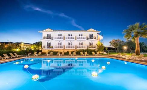 Ilios, Adults Only - 14