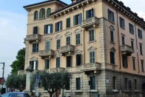 Lady Residence Guest house