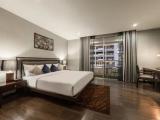 Deluxe Double Suite with balcony and with city view