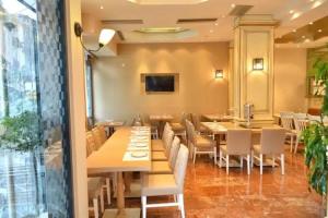 Olympic Hotel, Parga