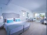 Deluxe Suite with sea view