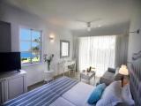 Double room with partial sea view