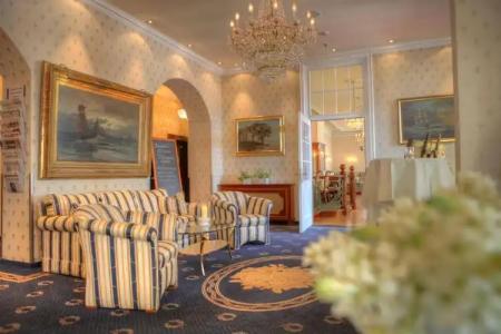 SEETELEsplanade mit Villa Aurora - 11