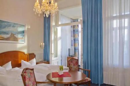 SEETELEsplanade mit Villa Aurora - 47