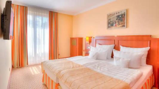 zur Post - ein Rovell - 3