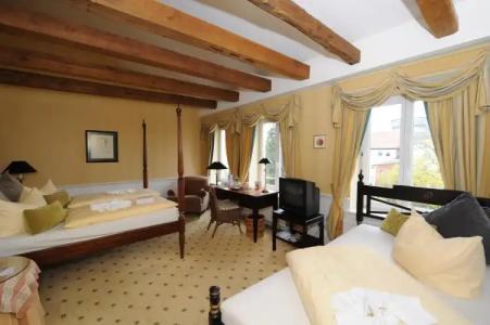 Niederländischer Hof - 4