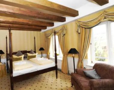 Niederländischer Hof - 20