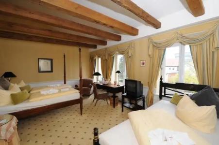 Niederländischer Hof - 22