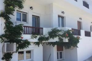 Filippos, Adamas