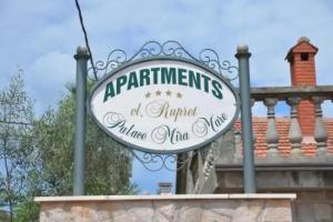 Apartments Palace Mira Mare, Tivat