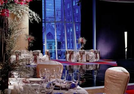 Sofitel Chicago Magnificent Mile - 22