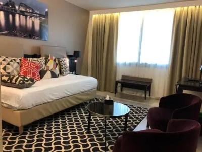 AC Paris Porte Maillot by Marriott - 39