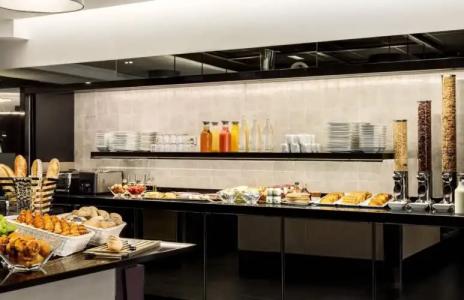 AC Paris Porte Maillot by Marriott - 11