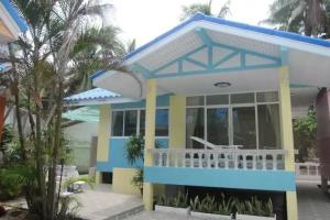 Teeny Beach Bungalow, Sichon