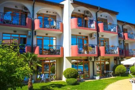 Complex Sunrise by HMG - All Inclusive - 62