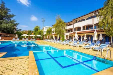 Complex Sunrise by HMG - All Inclusive - 11