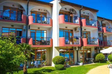 Complex Sunrise by HMG - All Inclusive - 32