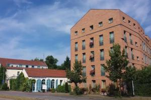 Albergo Hotel, Schonefeld