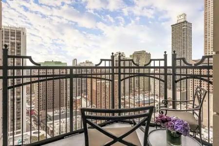 Waldorf Astoria Chicago - 89