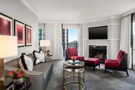 Waldorf Astoria Chicago - 96