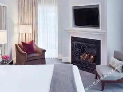 Waldorf Astoria Chicago - 36