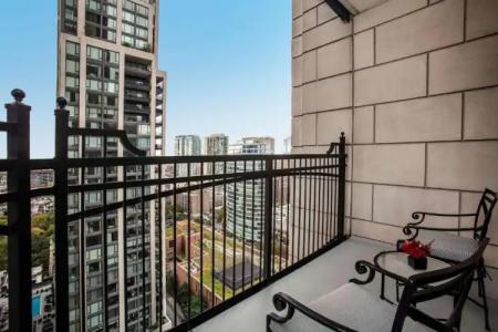 Waldorf Astoria Chicago - 99