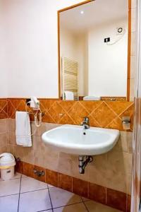 Torre della Vittoria 1928 - 36