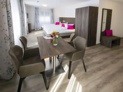 Löwen Garni - B&B - 25