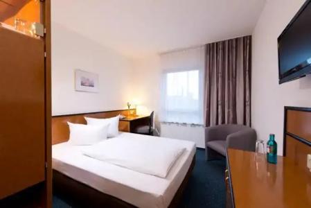 ACHAT Rüsselsheim Frankfurt - 41